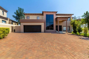 #AlimamaSpaces:The Chiwa's Mansion